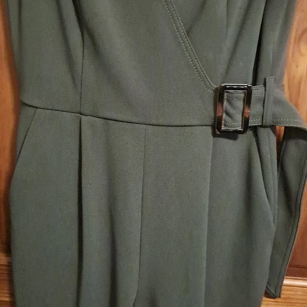 Amazing Calvin Klein pantsuit! - Picture 5 of 5